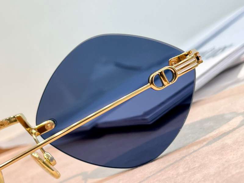 Picture of Dior Sunglasses _SKUfw53691318fw